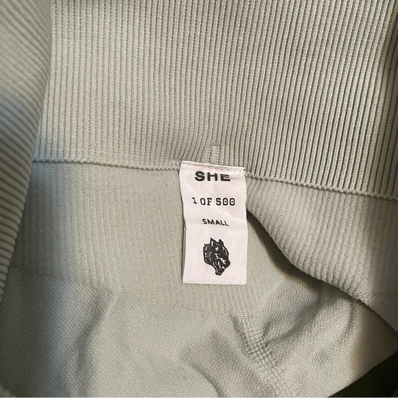 Darc Sport Seamless Short in Green (S) - Picture 3 of 3